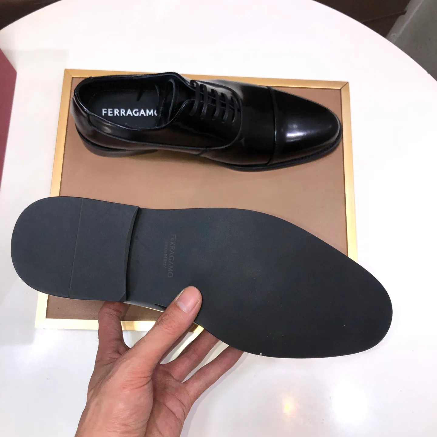 Men's shoes 💰540💰 [Ferragamo/Ferragamo] The latest model from the counter. Original imported high-quality cowhide with open sides + imported 🐂 cowhide lining + original luxury metal buckle + original combination outsole. Comparison is stress-free 38–45 (45 is custom-made and cannot be returned or exchanged)